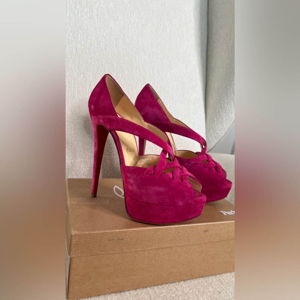 Christian Louboutin platform pink sandals in size 37.5